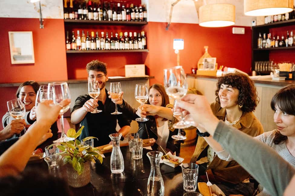 Rome: Trastevere Food, Wine & Spritz Evening Tour - Food quantity and variety: 10+ tastings that feel like a full dinner