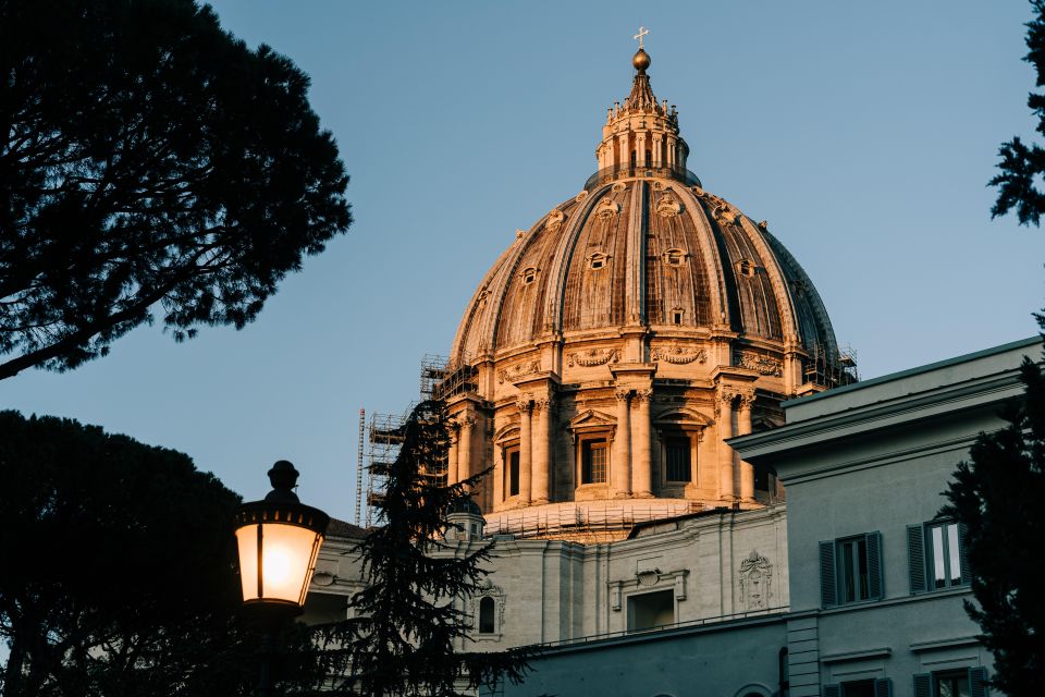 Rome: Vatican Museums, Sistine Chapel & Basilica Guided Tour - Guide quality is the whole game here