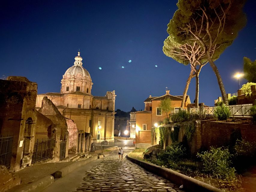 Rome: Wonders of Ancient Rome at Dusk - Guides and groups: what small group or private feels like