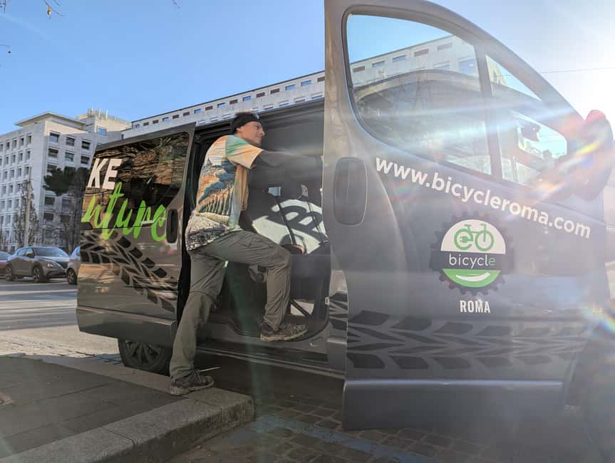 Rome:Appian Way E-bike Tour, Catacombs, Aqueducts & Transfer - Catacombs of Rome: guided underground time that stays readable