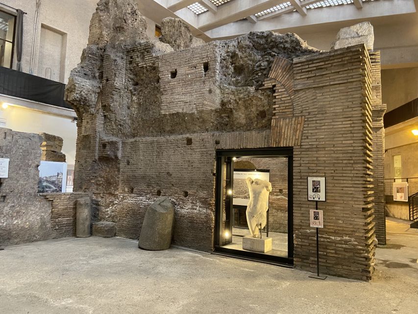 Rome:CityCenter Hidden Highlights Guided Walking Tour German - Vicus Caprarius Museum: Underground Aqueduct Remains