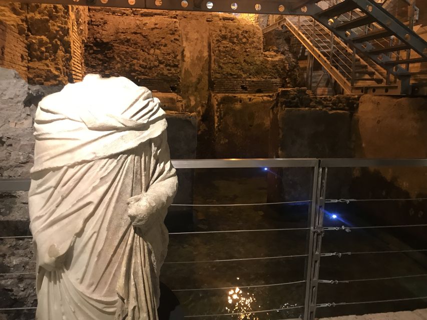 Rome:CityCenter Hidden Highlights Guided Walking Tour German - Piazza Navona: Where the Landmarks Have Layers