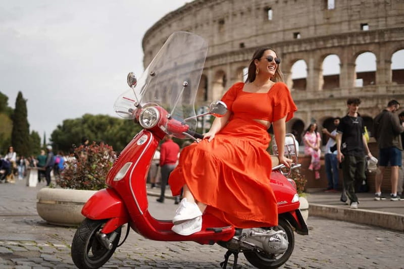 Vespa city tour in Rome with two different routes - How the Vespa photo tour really works